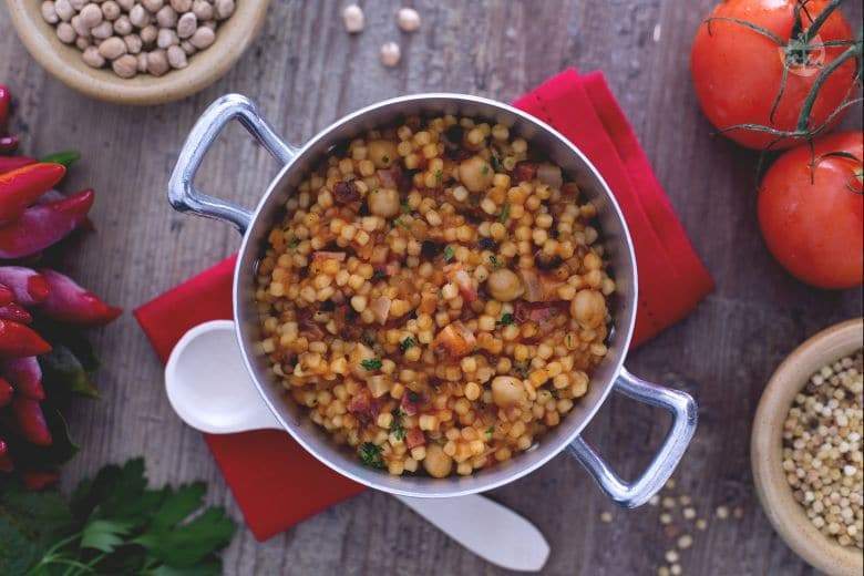 FREGOLA con PANCETTA (4 servings)